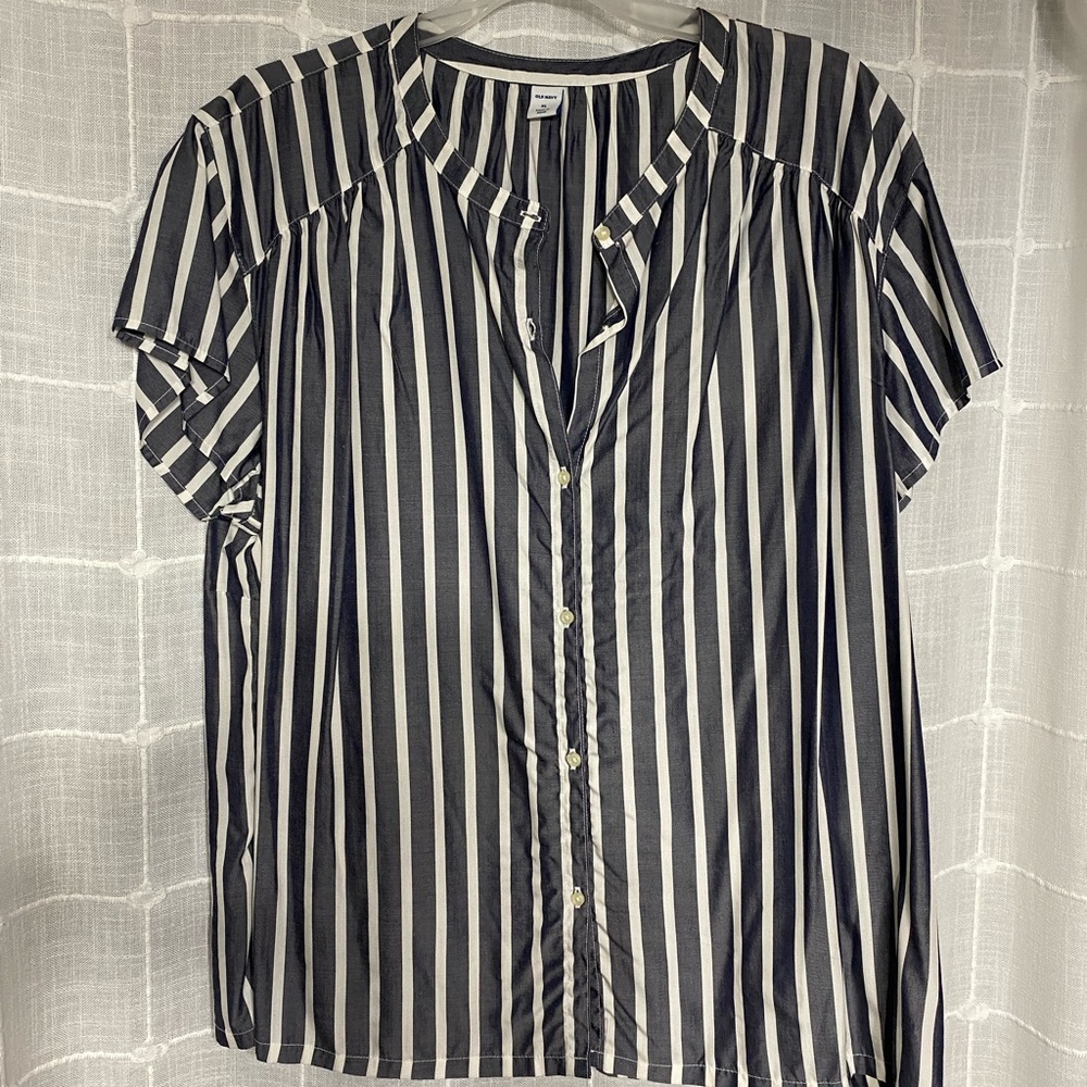 Old navy top